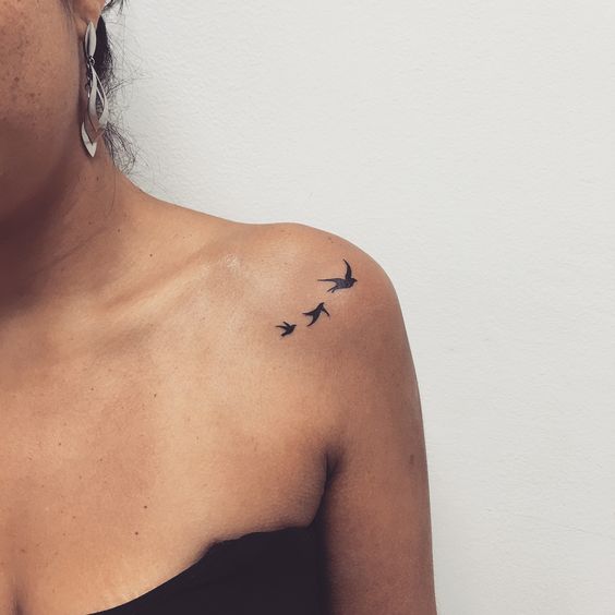 Tatuagens de pássaros